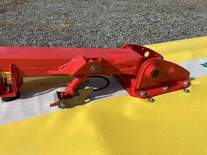 Pöttinger NOVACAT 302