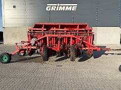 Kverneland UN-3300