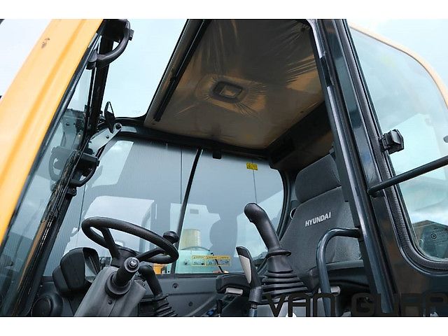 Hyundai Robex 55W-9A | 2017 | 2636h |