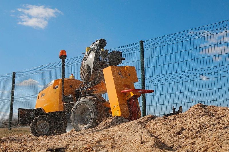 Laski Stubbenfräse Stockfräse Baumstumpffräse Wurzelstockfräse