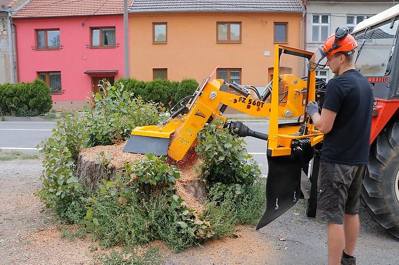 Laski Stubbenfräse Stockfräse Baumstumpffräse Wurzelstockfräse