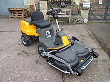 Stiga Stiga Park 300 mit Mähwerk Combi 95 Q Knicklenker Frontmäher