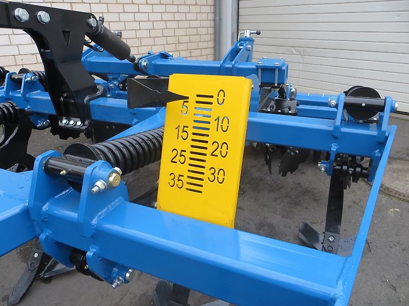 BM Maschinenbau Mulchsaatgrubber 3m Dachringwalze STUFENLOSE hydr. Tiefenverst.