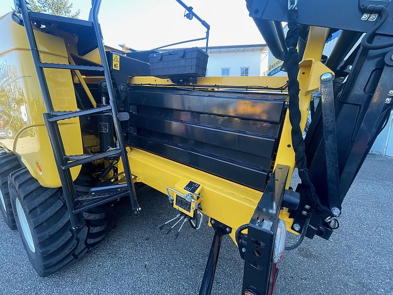 New Holland BIG BALER 1290 PLUS
