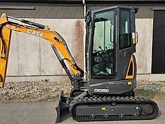 Case CX25D