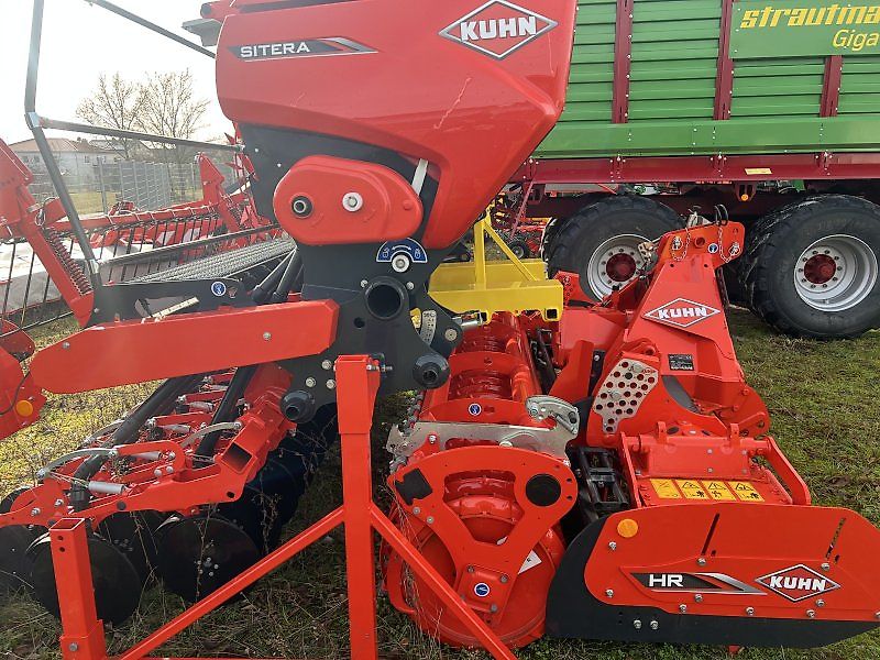 Kuhn Sitera 3030-24 M + HR3020