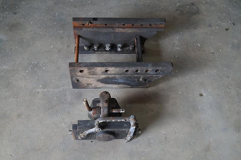 Rasterschiene mit Zugmaul für Deutz Agroplus 70,75,80,85