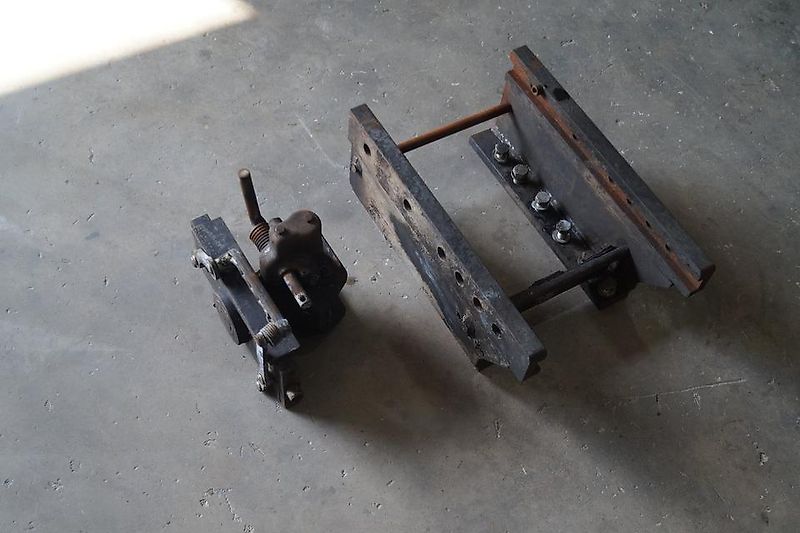 Rasterschiene mit Zugmaul für Deutz Agroplus 70,75,80,85