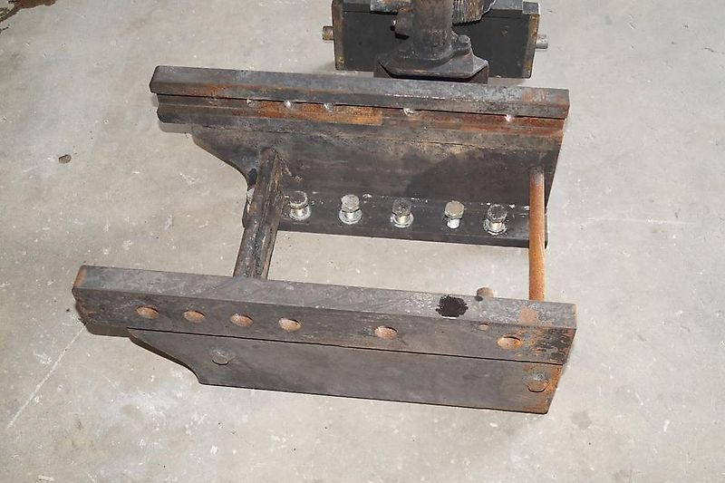 Rasterschiene mit Zugmaul für Deutz Agroplus 70,75,80,85