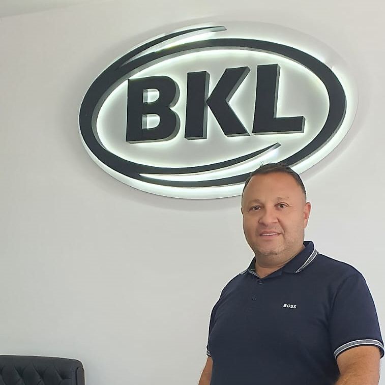 Ansprechpartner Herr Ilie Marius